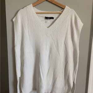 Source Unknown White V-Neck Sweater